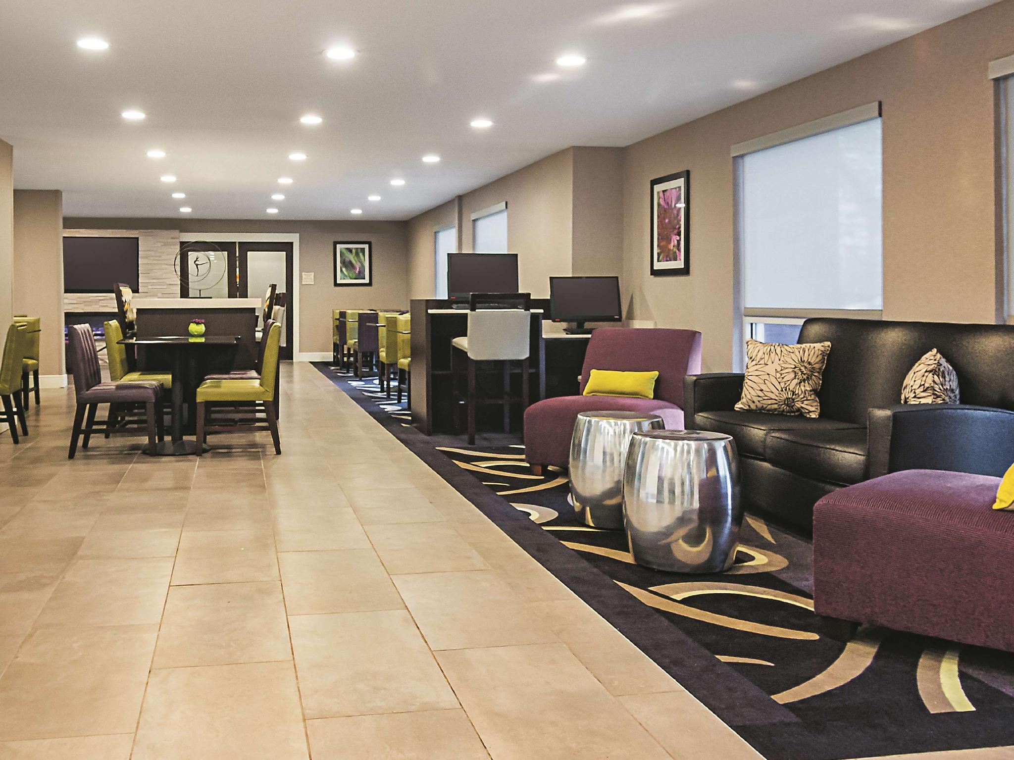 La Quinta By Wyndham Detroit Utica Hotel Luaran gambar