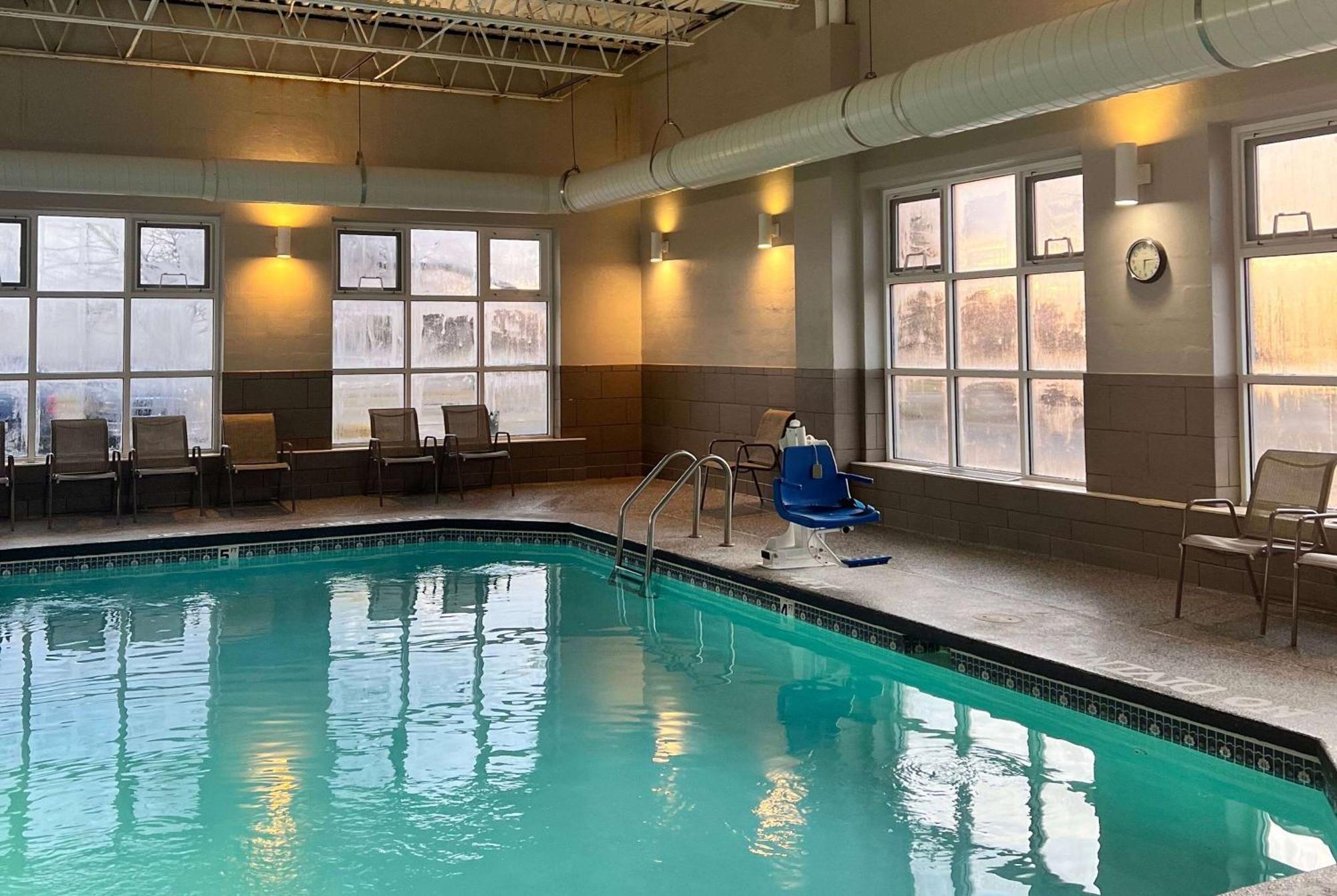 La Quinta By Wyndham Detroit Utica Hotel Luaran gambar